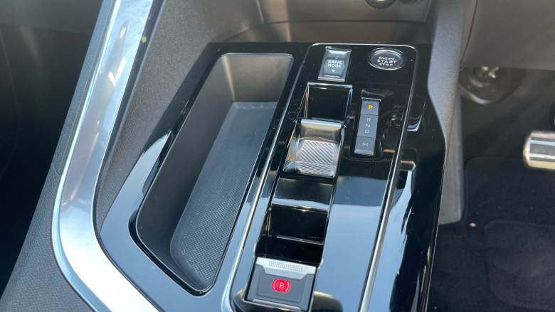 Peugeot 3008 1.2 Hybrid 136 Allure Premium+ 5dr e-DSC6 Petrol Estate